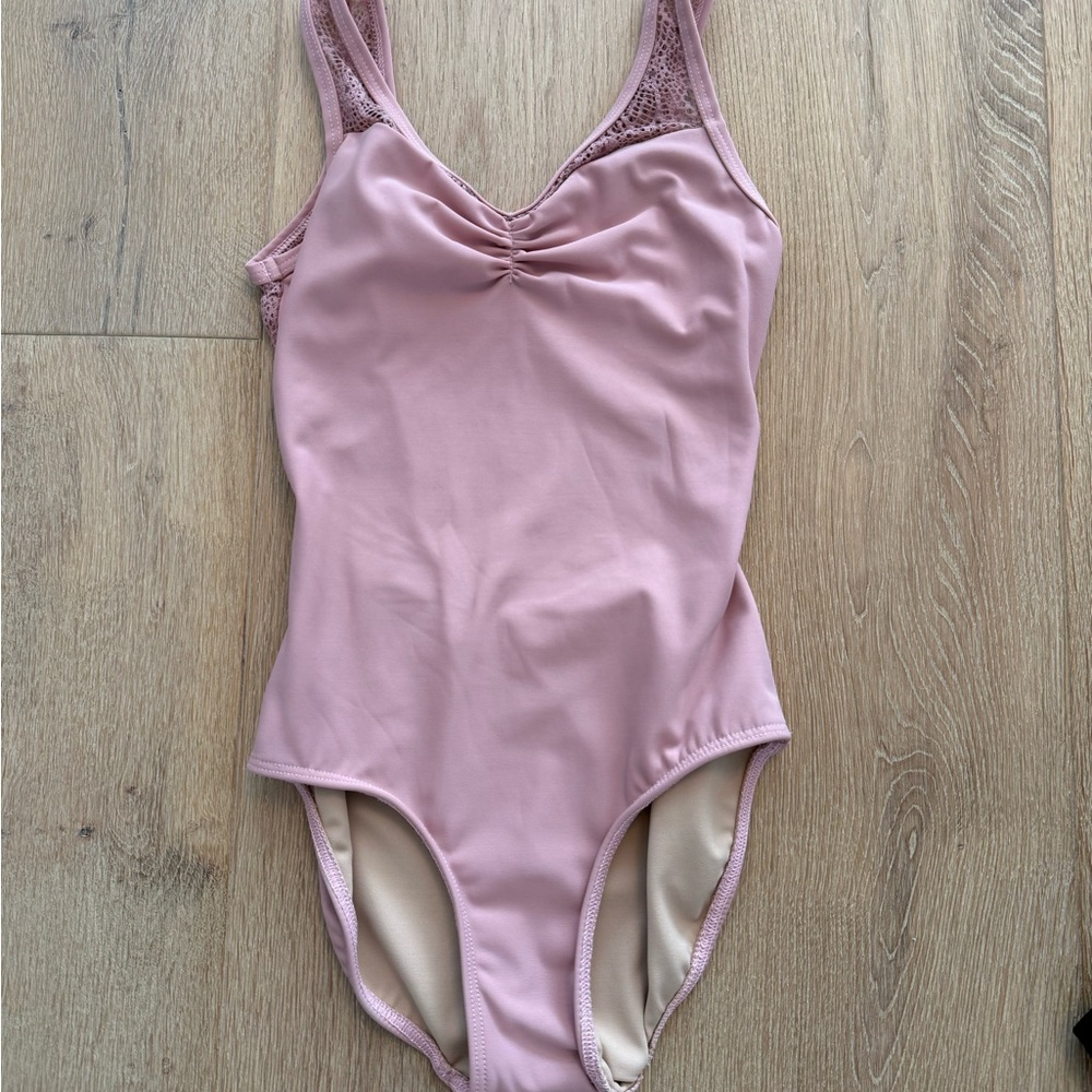 Eleve leotard
